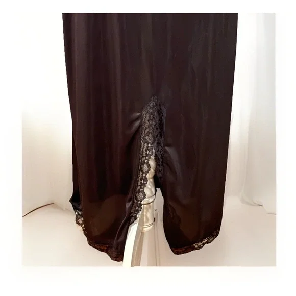 VTG JCPenney Black Nylon Lace Full Slip Nightgown Sz M Long Maxi Lingerie 53" - Picture 4 of 6